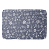 雪片の吹雪が真夜中の青 バスマット (正面)