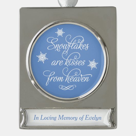 雪片は天国メモリアルのキスエレガントである シルバープレートバナーオーナメント (正面)