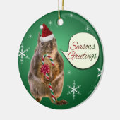 雪片を持つクリスマスのリス セラミックオーナメント (左)