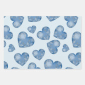 雪片を持つ冬の青色のハート ラッピングペーパーシート (正面)