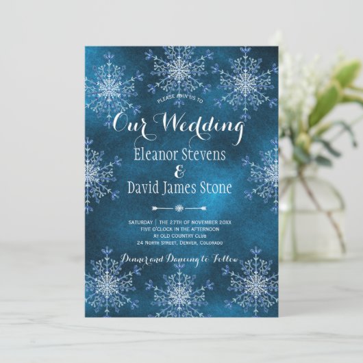 雪片エレガントネイビーブルー冬の素朴結婚性の 招待状 (スタンド正面)