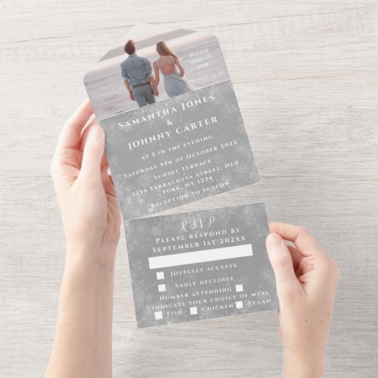 雪片スノーグレーウィンターワンダーランド結婚ズ オールインワン招待状 (貼ってはがせる)