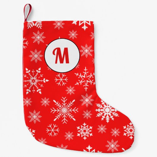 雪片パターン白と赤のイニシャルモノグラム スモールクリスマスストッキング (正面)
