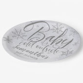 雪片ベビーベビーシャワーパップ外は寒い ペーパープレート (アングル)