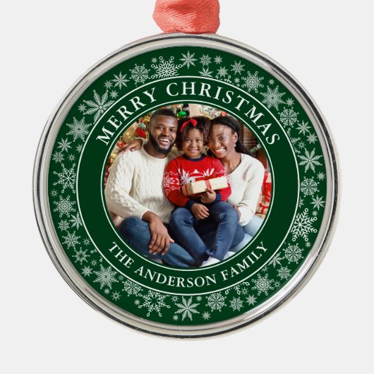 雪片モダン写真メリークリスマスグリーン メタルオーナメント (正面)