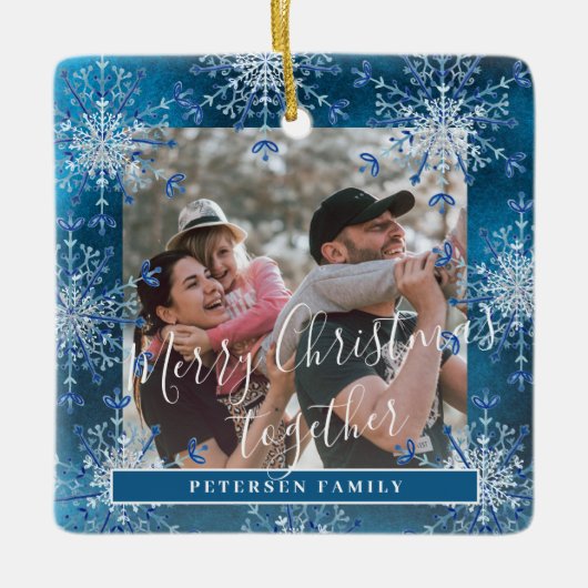 雪片2家族の写真パーソナライズされた青白 セラミックオーナメント (正面)