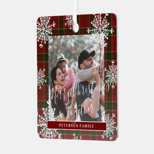 雪片2家族フォトレパーソナライズされたッドタータンチェック メタルオーナメント (正面左)
