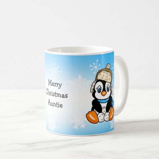 雪玉が飾られた愛らしい手描きペンギン コーヒーマグカップ (正面右)