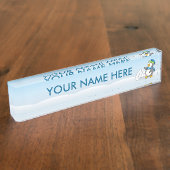 雪玉を振る小さなペンギン デスクネームプレート (側面)