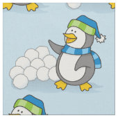 雪玉を振る小さなペンギン ファブリック (クローズアップ)