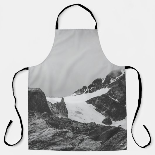 雪覆い山のグレースケール写真 エプロン (正面)