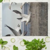 雪飛んでいる草 キッチンタオル (折り畳み)