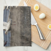 雪飛んでいる草 キッチンタオル (四つ折り)