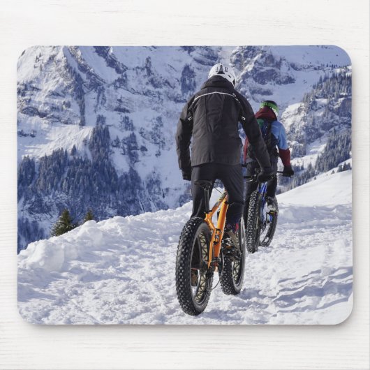 雪、山、脂肪の自転車 マウスパッド (正面)