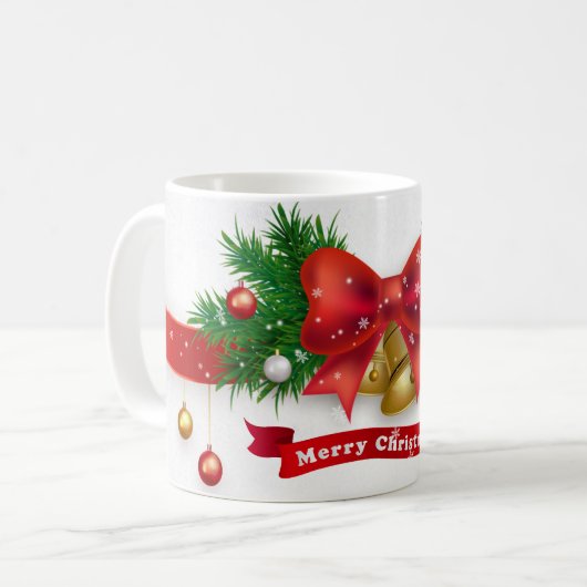 雪Twを覆ったクリスマスツリーのある冬の日 コーヒーマグカップ (正面左)