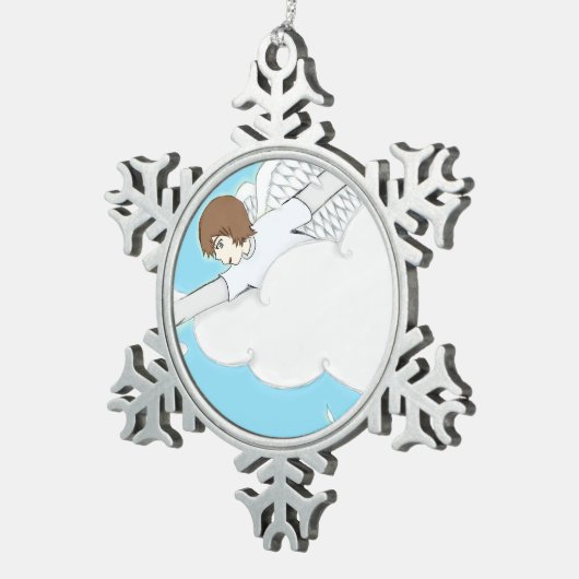 雲から手を差し伸べている日本製アニメの天使の男の子 スノーフレークピューターオーナメント (右)