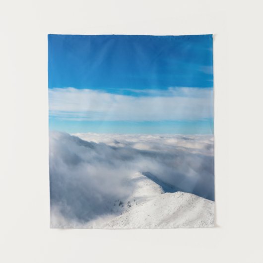 雲から現れる山 タペストリー (正面)