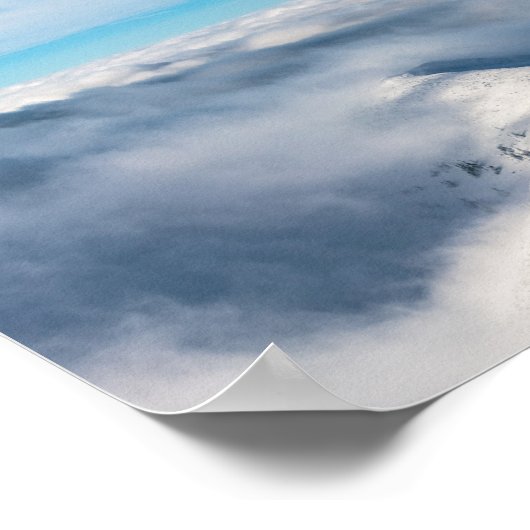 雲から現れる山 ポスター (角)