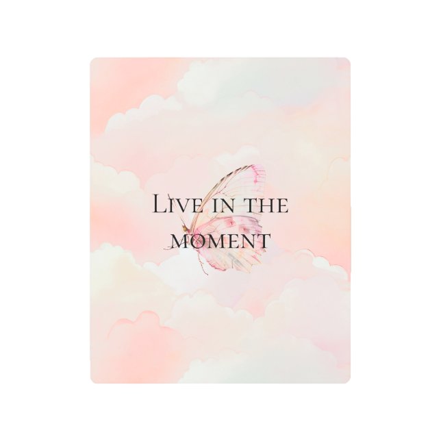 雲かわいらしに浮かぶピンク色の蝶 メタルプリント (正面)