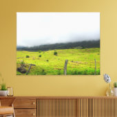 雲がプシュトランドアップカントリーのキャンバスで下降 キャンバスプリント (インサイチュ (リビング))