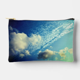 雲が一瞬舞い上がる アクセサリーポーチ