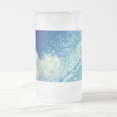 雲が一瞬舞い上がる フロストグラスビールジョッキ (中央)