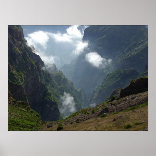 雲と山ポスター ポスター (正面)