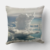 雲と海ユニークの飾り枕 クッション (裏面)
