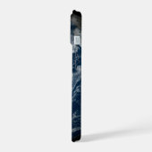 雲と海氷に覆われた地球2 iPhone 15ケース (左側面)