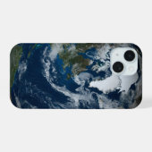 雲と海氷に覆われた地球2 iPhone 15ケース (裏面横)