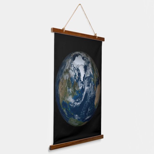 雲と海氷の地球2 吊り下げ型タペストリー (傾斜あり)