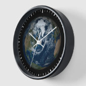 雲と海氷の地球2 壁時計 (傾斜)