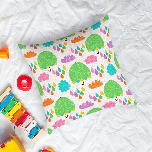 雲と雨粒が咲くグリーン傘 クッション