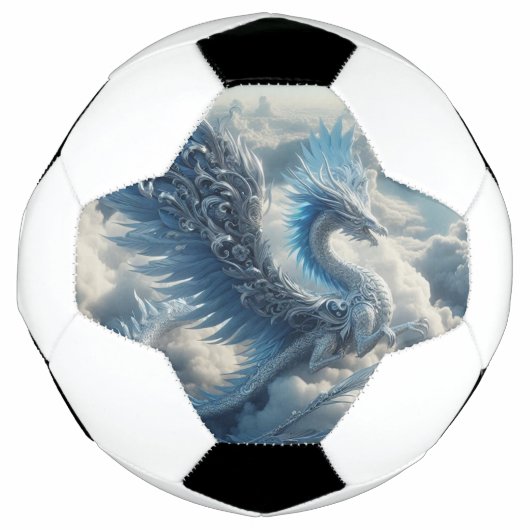 雲に包まれたドラゴンの驚異的な姿 サッカーボール (正面)