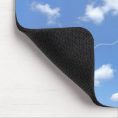 雲に包まれた赤い風船 マウスパッド (コーナー)