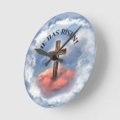 雲に浮かばれた十字架を昇った ラウンド壁時計 (傾斜)