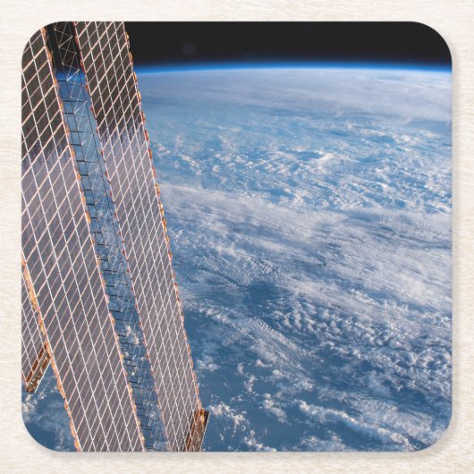 雲に覆われたタスマンとサンゴの海。 スクエアペーパーコースター (正面)