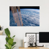 雲に覆われたタスマンとサンゴの海。 ポスター (ホームオフィス)