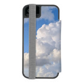 雲のある青空の写真 INCIPIO iPhoneウォレットケース (フォリオ裏面)