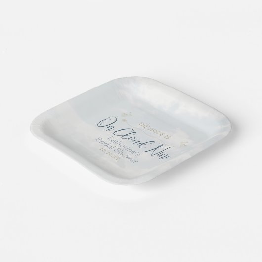 雲の上のエレガントダスティーブルーの結婚式前パーティー ペーパープレート (傾斜あり)