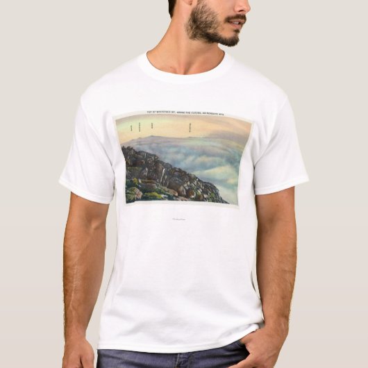 雲の上の他のAdirondack Mtsの眺め Tシャツ (正面)