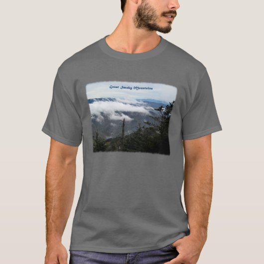 雲の上の煙のMtns Tシャツ (正面)