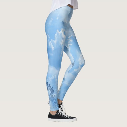 雲の中に浮かぶ… レギンス (右)