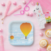 雲の中の熱気球 ペーパープレート (パーティー)