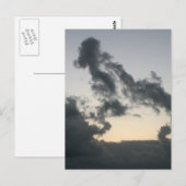 雲の形成、犬の骨格？漫画？ ポストカード (正面/裏面)