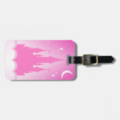 雲の星明かりの月の空のピンクの夢みるような城 ラゲッジタグ (正面横)