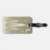 雲の星明かりの月の空の銀製の夢みるような城 ラゲッジタグ (裏面横)