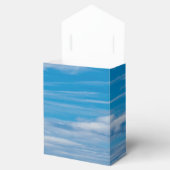 雲の縞のある青い空 フェイバーボックス (オープン)