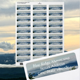 雲の青い尾根の山 ラベル