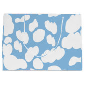 雲の青い空の雲 ラージペーパーバッグ (正面)